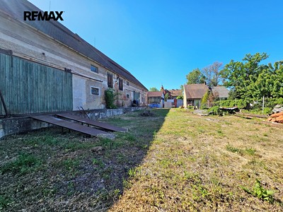 Prodej skladového prostoru 1 200 m²