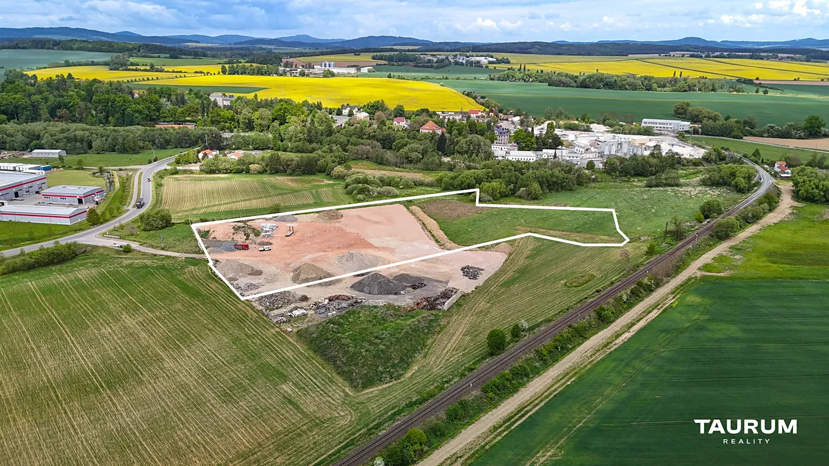 Prodej komerčního pozemku 33341 m²