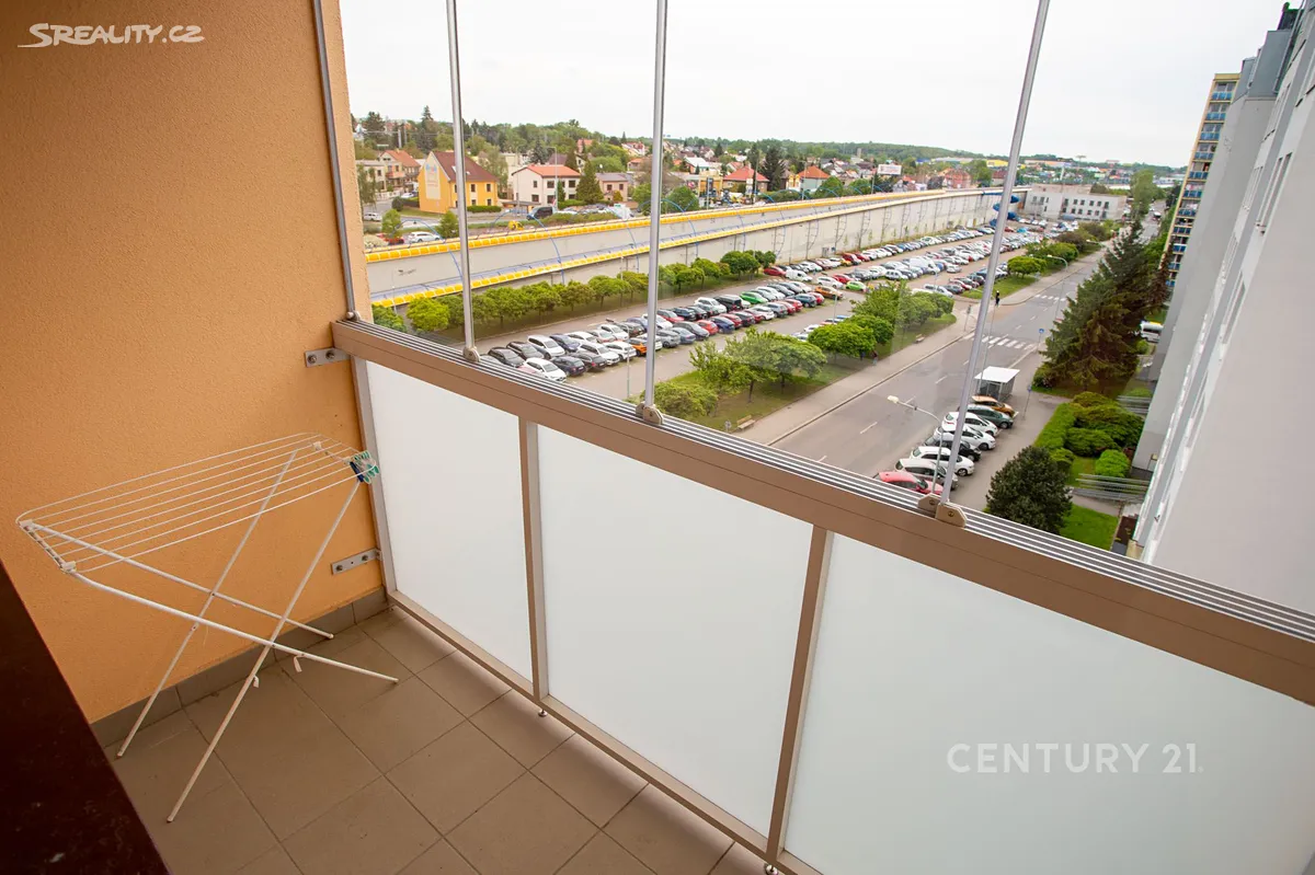 Pronájem bytu 1+1 43 m² - Więcej