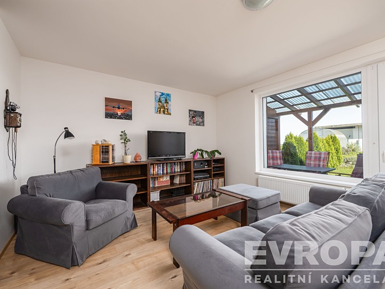 Haus zum Kauf, 130 m² (2 von 16)