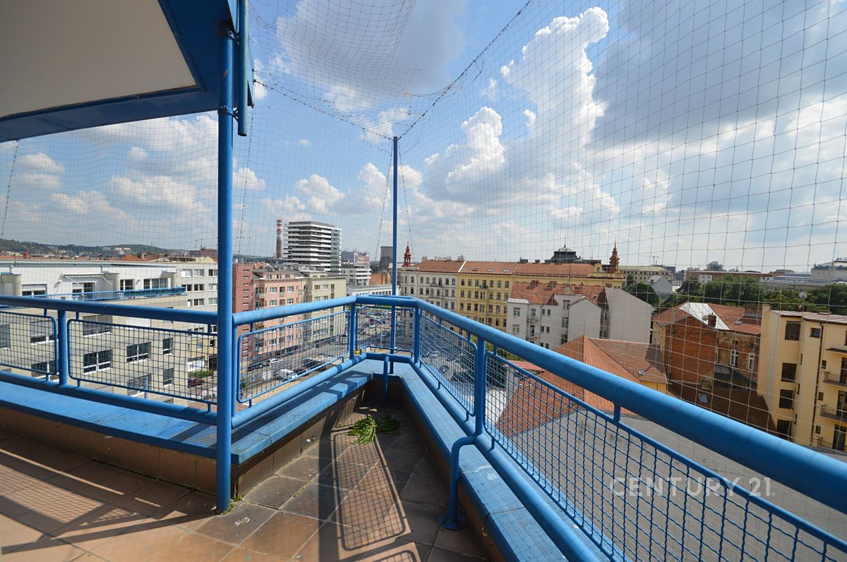Prodej bytu 6 pokojů a více 270 m² – fotografie 2