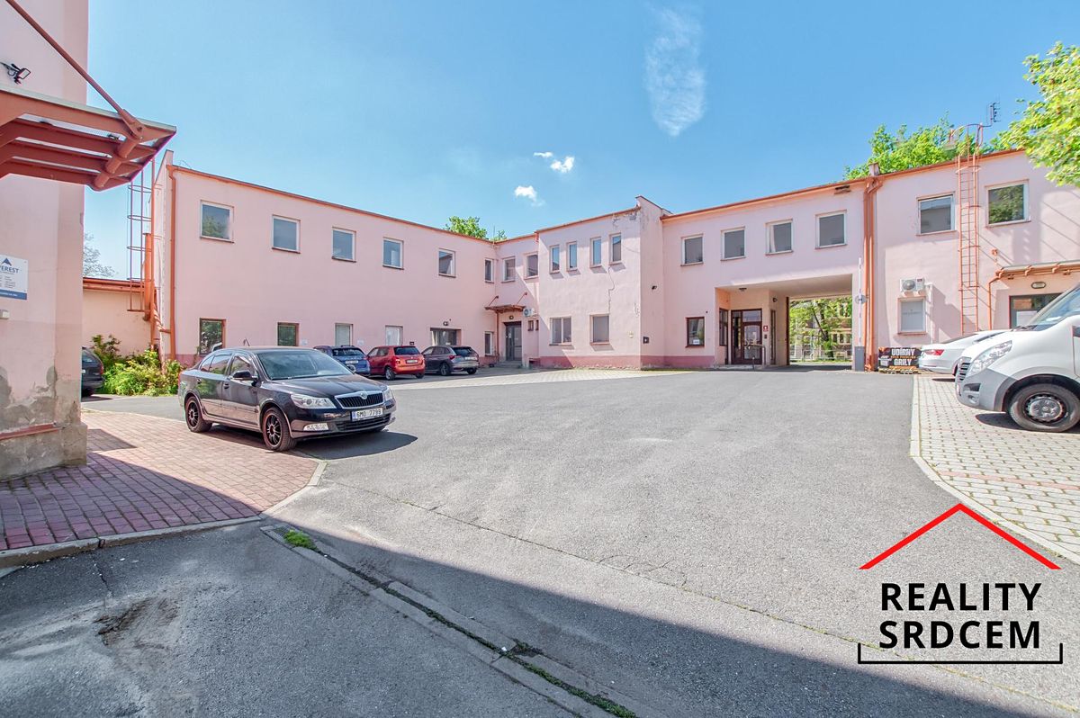 Pronájem kanceláře 39 m² – fotografie 2