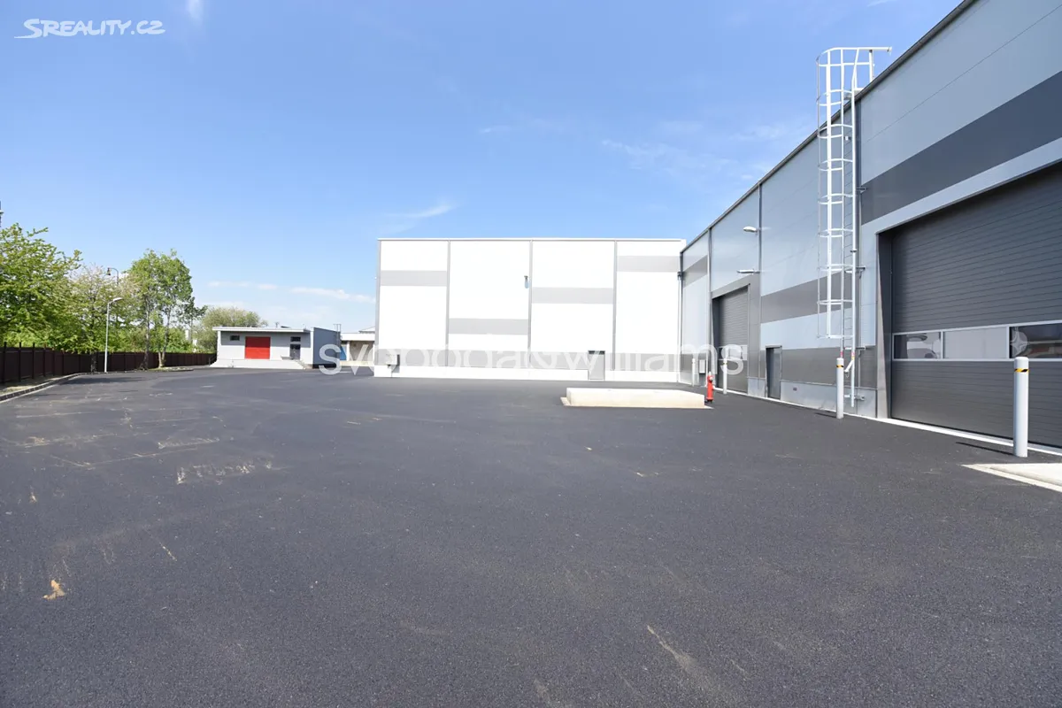 Pronájem výrobní haly, prostoru 1272 m² – další