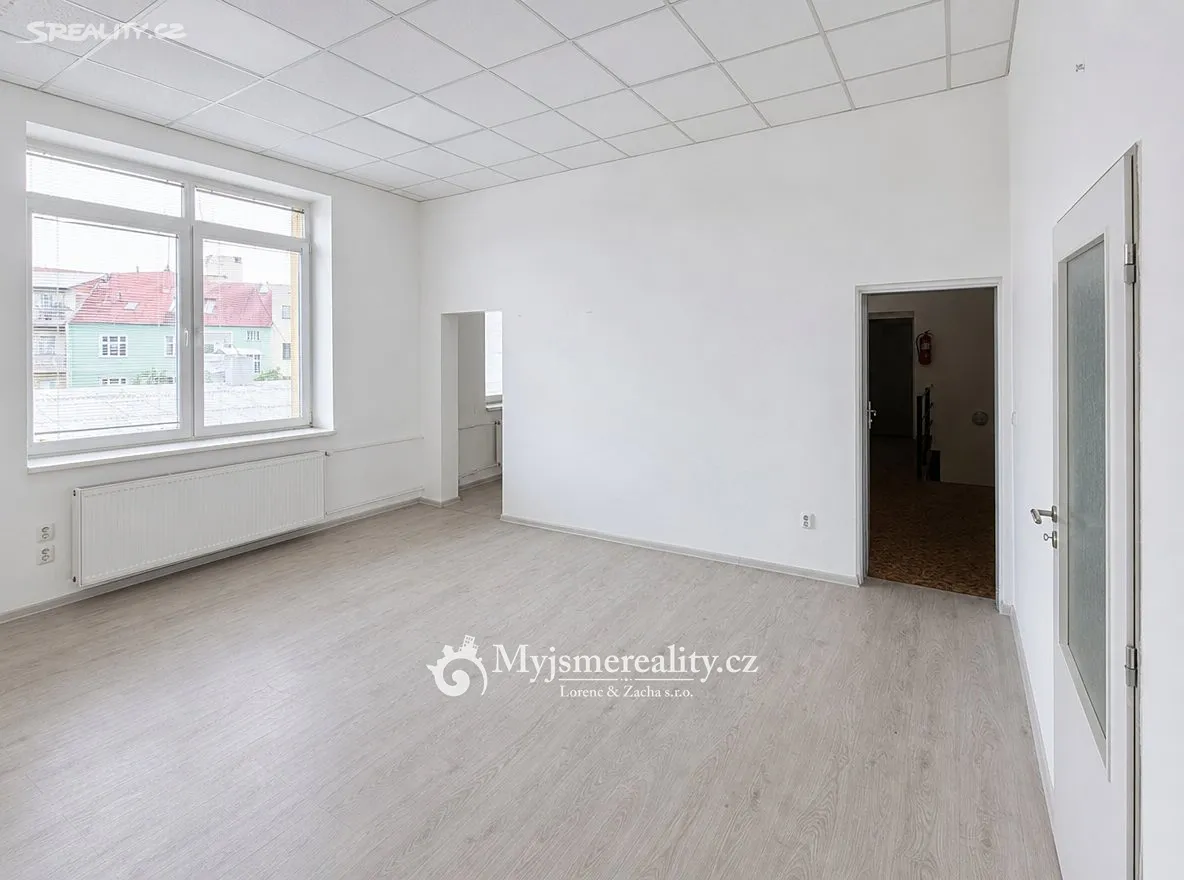 Pronájem kanceláře 65 m² – pohled 6