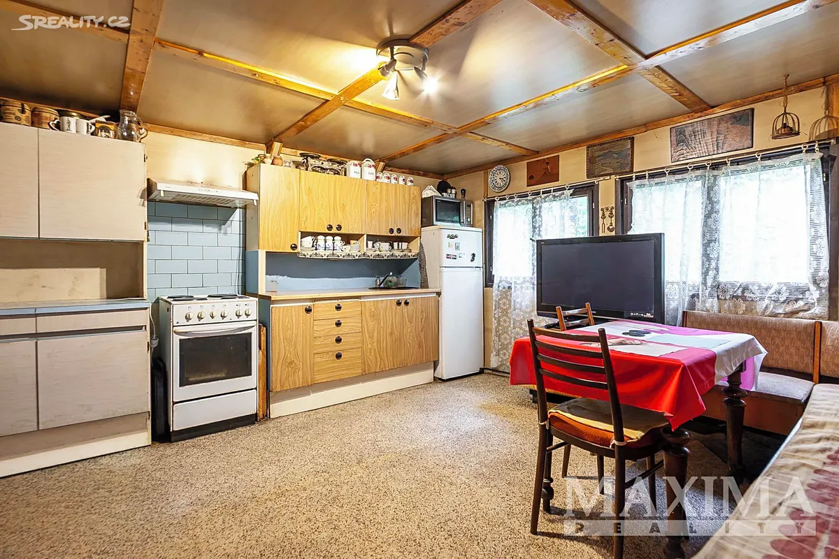 Prodej chaty 50 m², pozemek 2736 m² – pohled 3