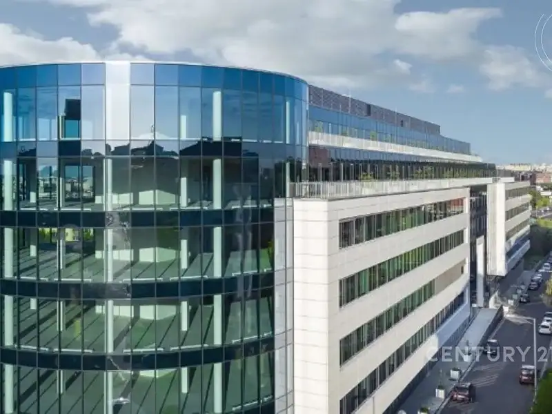Pronájem kanceláře 902 m², Praha – náhled fotky 1