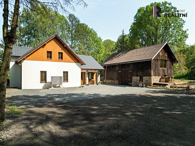 Prodej rodinného domu 123 m², pozemek 1816 m²