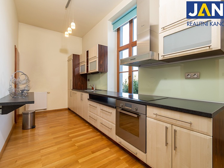Haus zum Kauf, 287 m² (4 von 45)