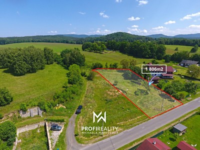 Prodej  stavebního pozemku 1 806 m²