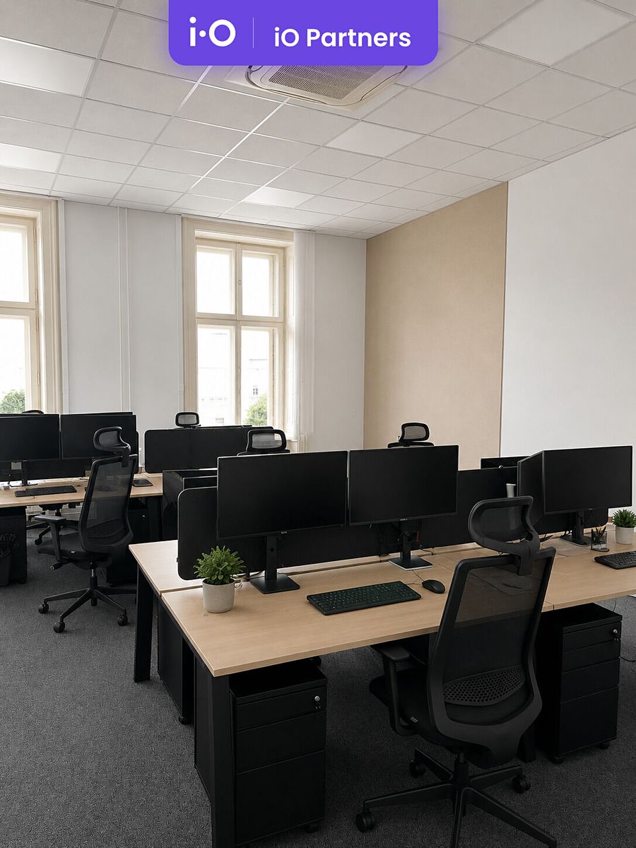Pronájem kanceláře 387 m² – fotografie 4