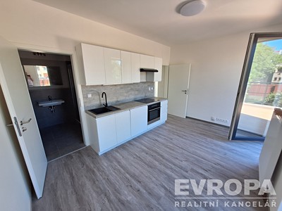 Pronájem bytu 2+kk 44 m²