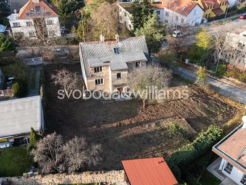 Prodej rodinného domu 210 m², pozemek 858 m², Praha – náhled fotky 3