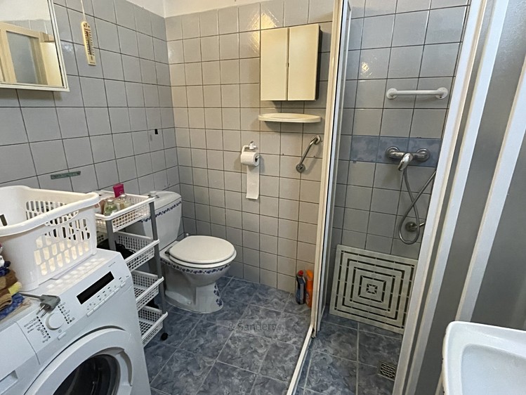 Prodej komerčního prostoru, 342 m² (12 z 26)