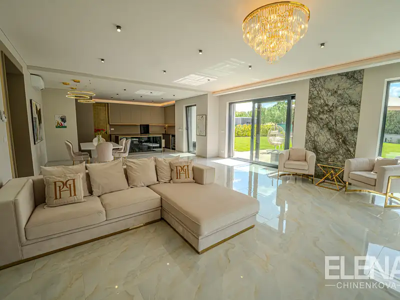 Prodej rodinného domu 416 m², pozemek 1285 m², Vysoký Újezd – náhled fotky 3