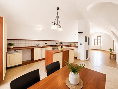 Pronájem bytu 2+kk 79 m²