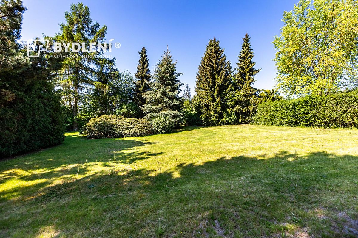 Prodej rodinného domu 250 m², pozemek 1975 m² – fotografie 5