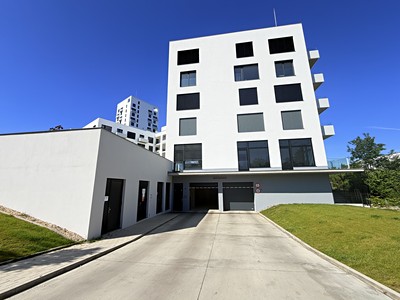 Prodej garážového stání 13 m²