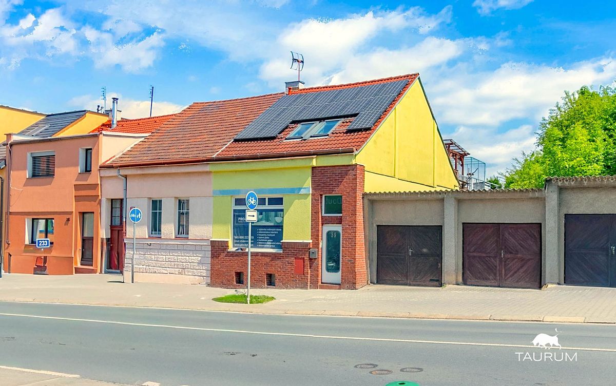 Prodej rodinného domu 186 m², pozemek 191 m²