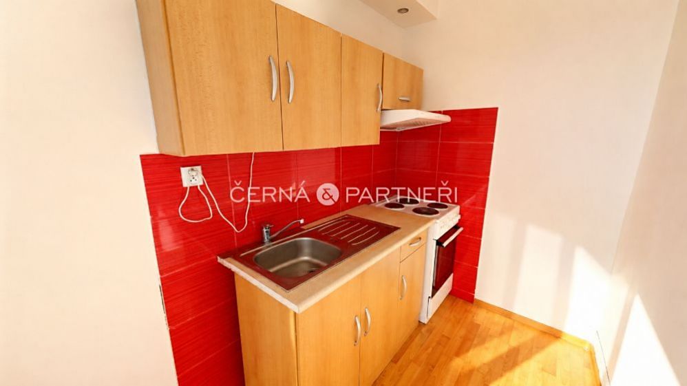 Pronájem bytu 1+kk 32 m²