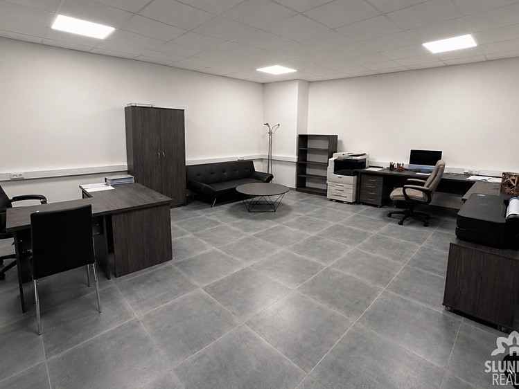 Комерційне приміщення в оренду, 2 000 м² (7 з 16)