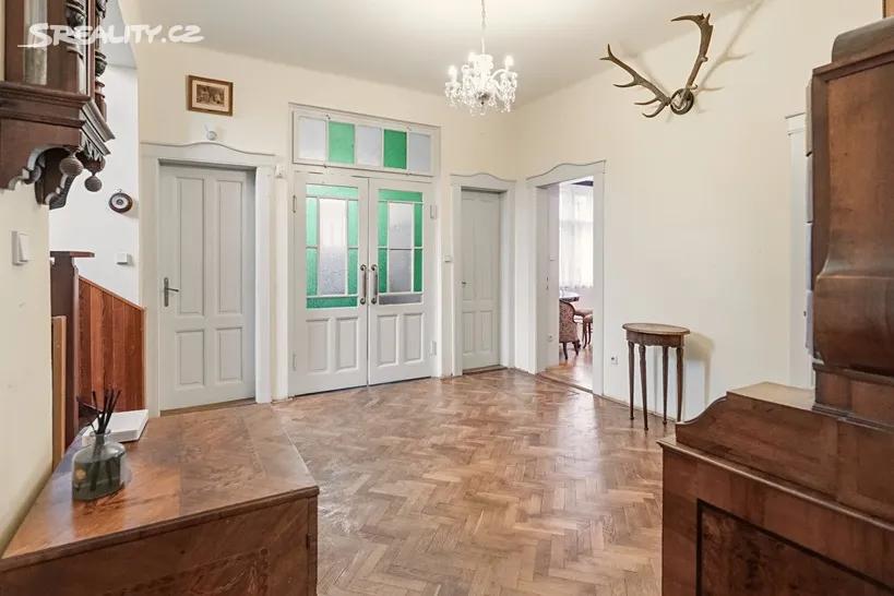 Prodej vily 321 m², pozemek 1044 m² - View 4