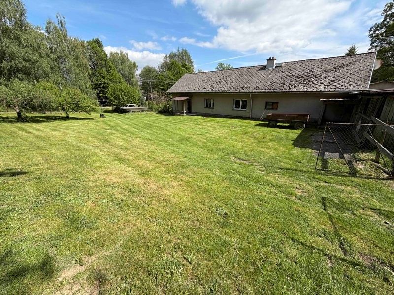 Prodej rodinného domu 80 m², pozemek 2370 m² – fotografie 3