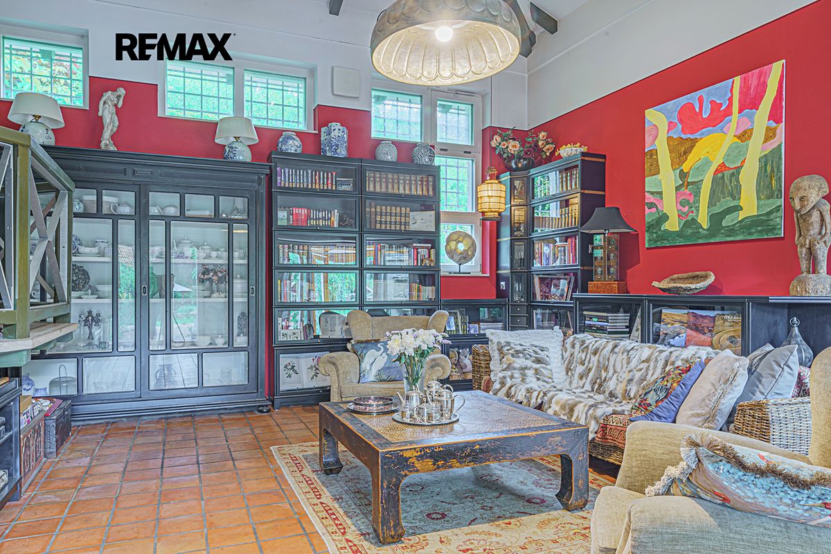 Prodej rodinného domu 689 m², pozemek 5198 m² – fotografie 5