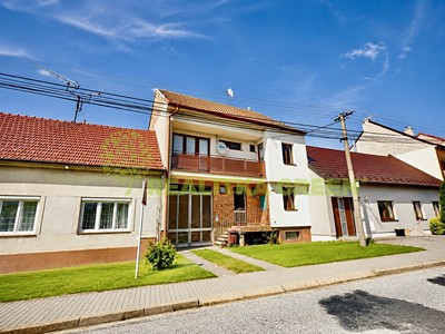 Prodej  rodinného domu 150 m², pozemek 1 716 m²