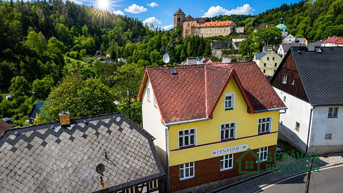 Prodej ubytovacího zařízení 298 m², Bečov nad Teplou – fotka 1 z 3
