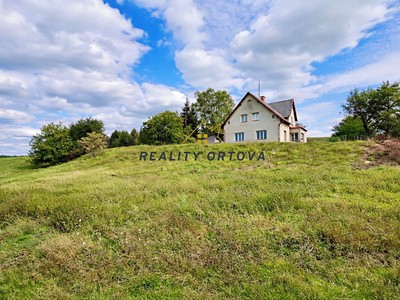 Prodej  rodinného domu 179 m², pozemek 3 930 m²