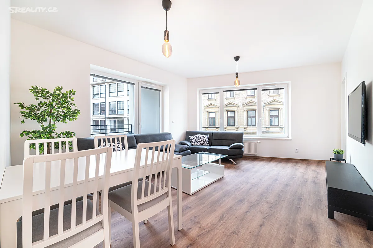 Pronájem bytu 3+kk 70 m² – pohled 6