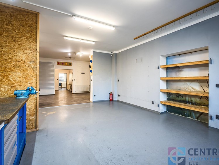 Комерційне приміщення в оренду, 176 м² (6 з 13)