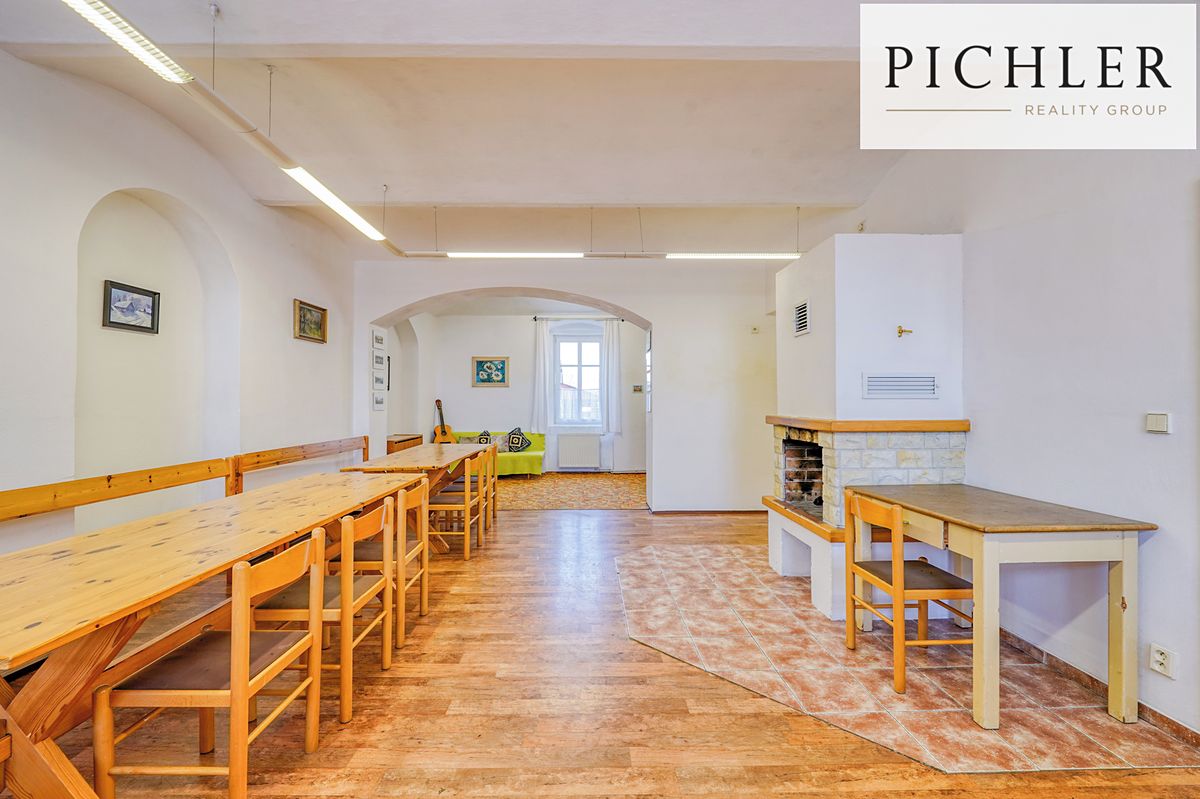 Prodej rodinného domu 220 m², pozemek 234 m² – fotografie 4