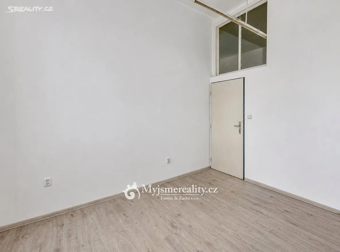 Pronájem kanceláře 65 m² – další