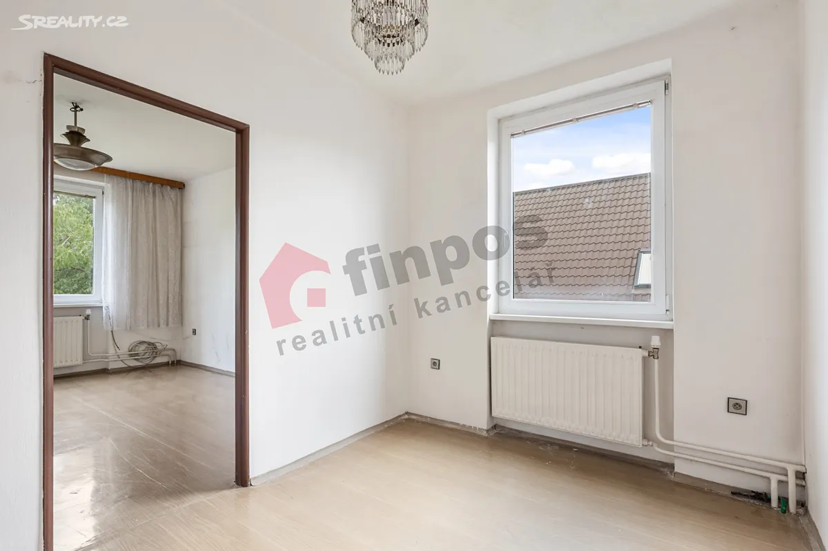 Prodej vily 210 m², pozemek 1048 m² – pohled 5