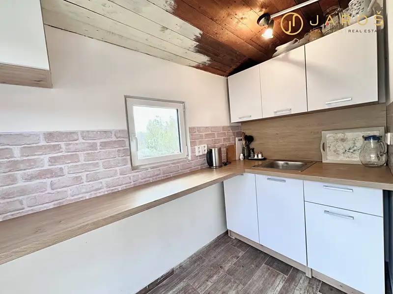 Prodej chaty 16 m², pozemek 339 m², Klášterec nad Ohří – náhled fotky 3
