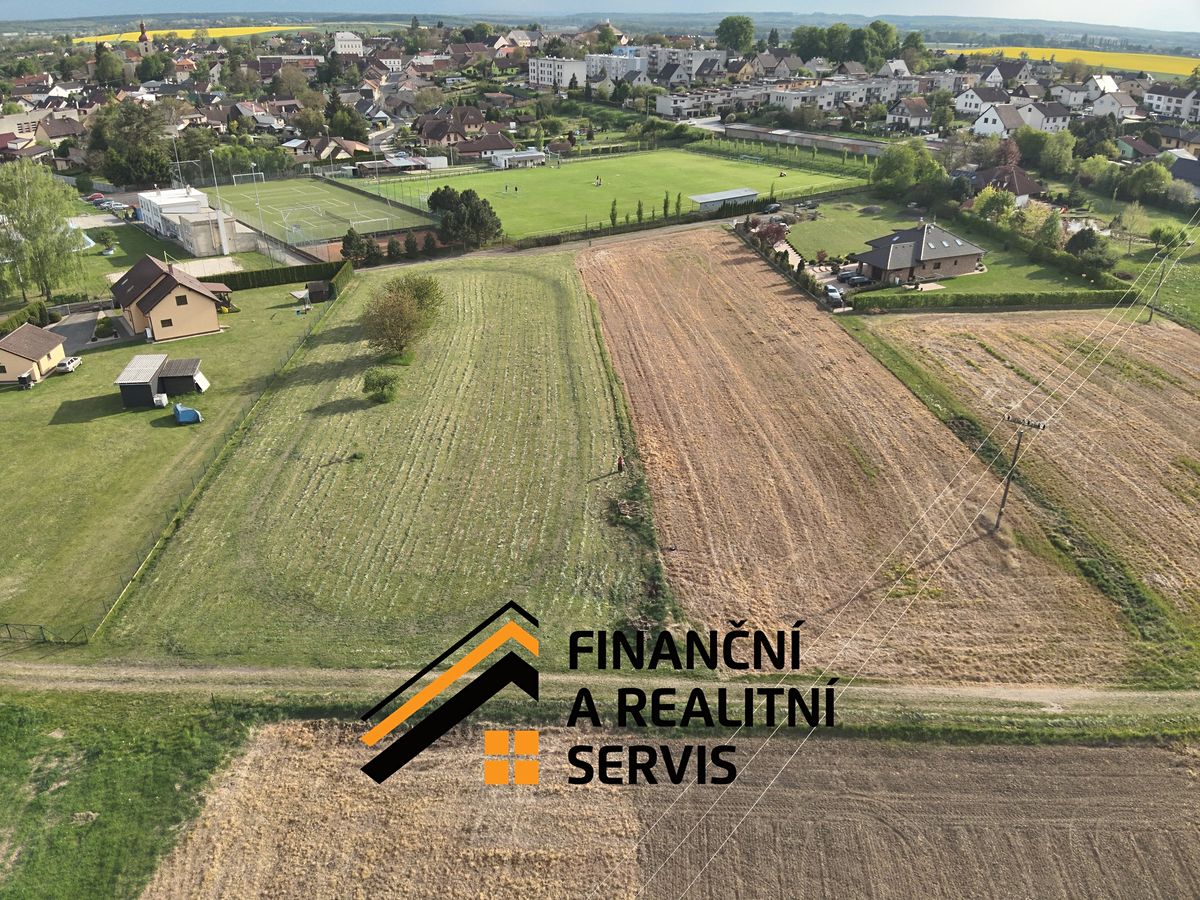 Prodej stavebního pozemku 2219 m²