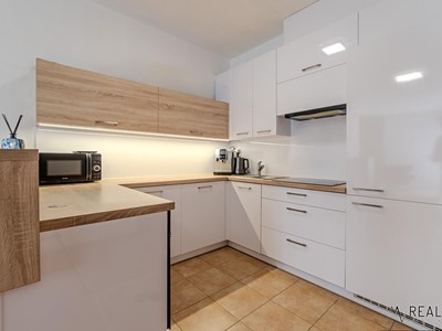 Prodej bytu 2+kk 63 m²