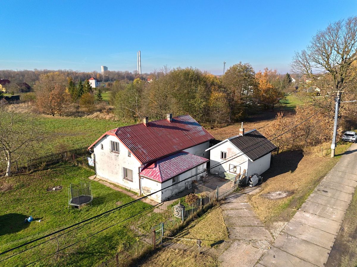 Prodej rodinného domu 140 m², pozemek 1143 m² – fotografie 2
