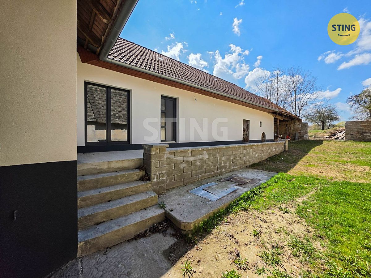 Prodej rodinného domu 120 m², pozemek 1413 m² – fotografie 2
