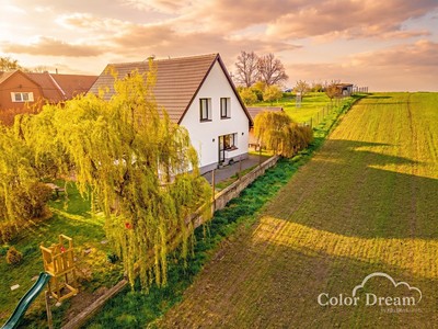 Prodej  rodinného domu 220 m², pozemek 1 088 m²