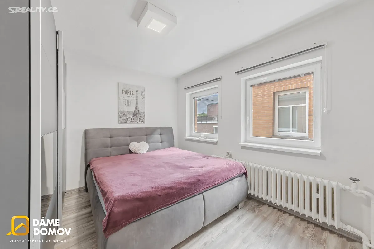 Prodej rodinného domu 100 m², pozemek 73 m² – další