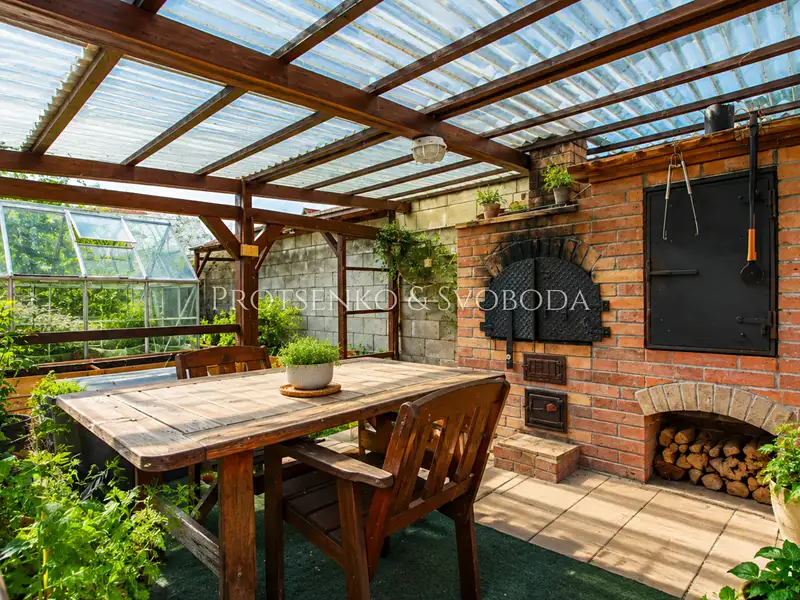 Prodej rodinného domu 310 m², pozemek 1182 m², Česká Lípa – náhled fotky 2