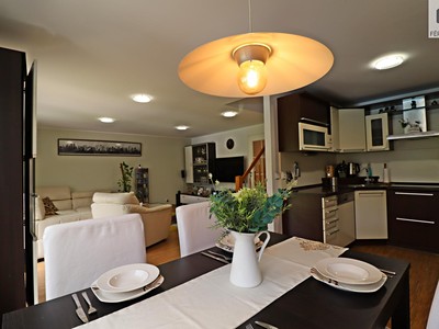 Haus zum Kauf, 137 m² (2 von 32)