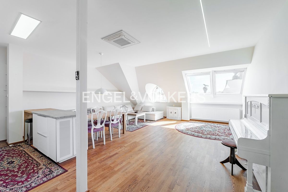 Pronájem bytu 4+kk 150 m²