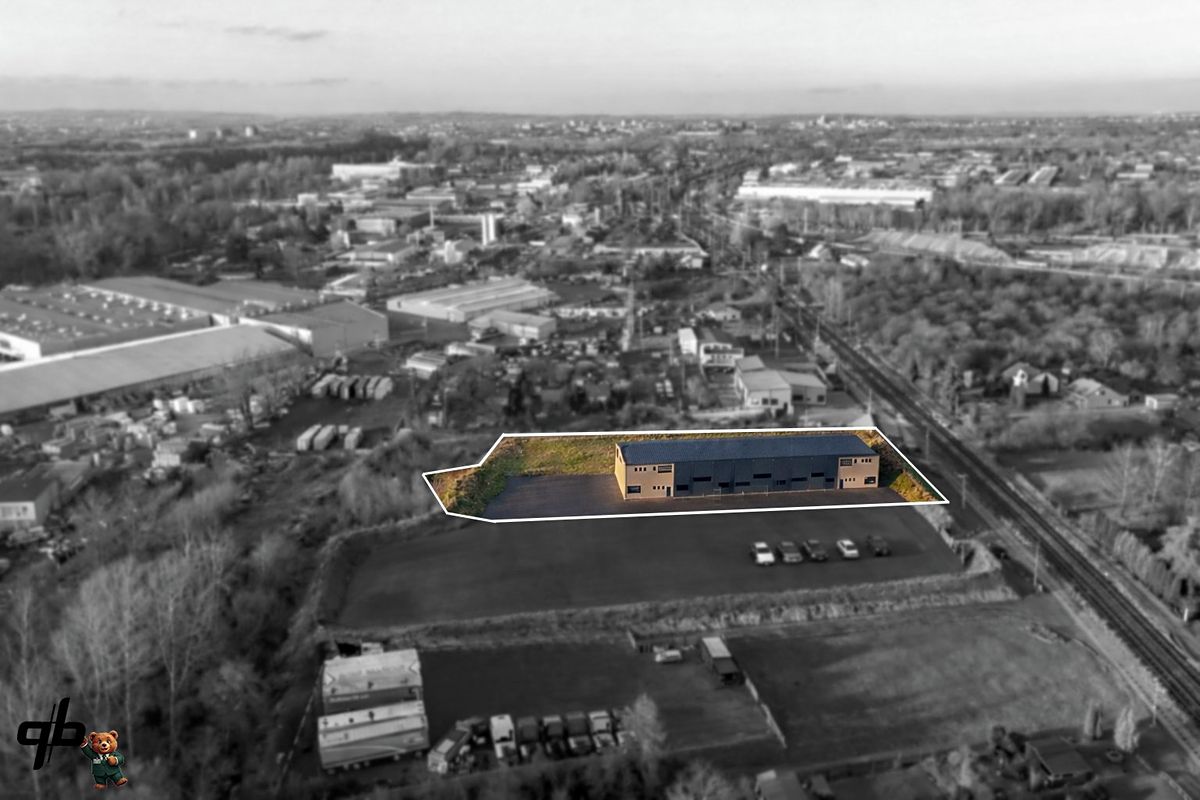 Prodej komerčního pozemku 3451 m²