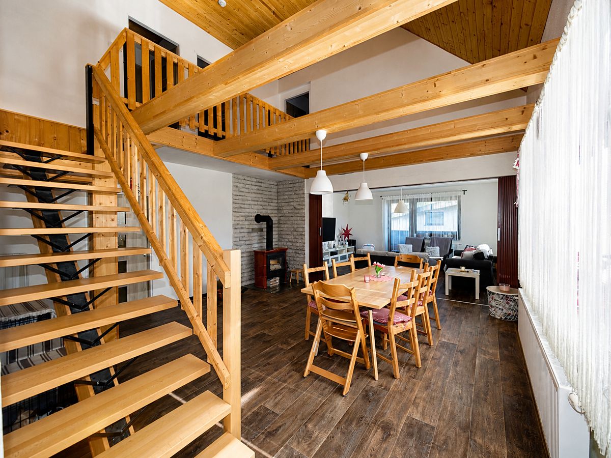 Prodej vily 350 m², pozemek 791 m² – fotografie 2