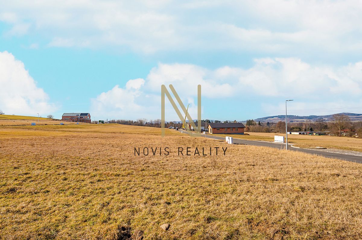 Prodej stavebního pozemku 800 m² – fotografie 3