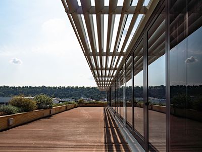 Pronájem kanceláře 614 m²