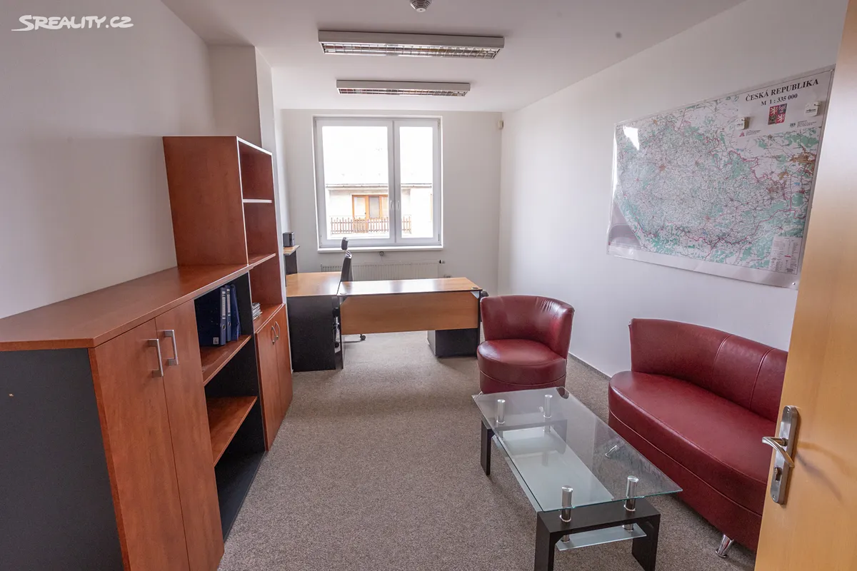 Pronájem kanceláře 170 m² - Więcej